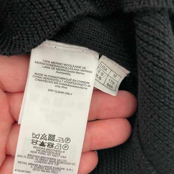 Brooks Brothers Wool Black Sleeveless Top Vest with White Geometric Pattern - Picture 6 of 6